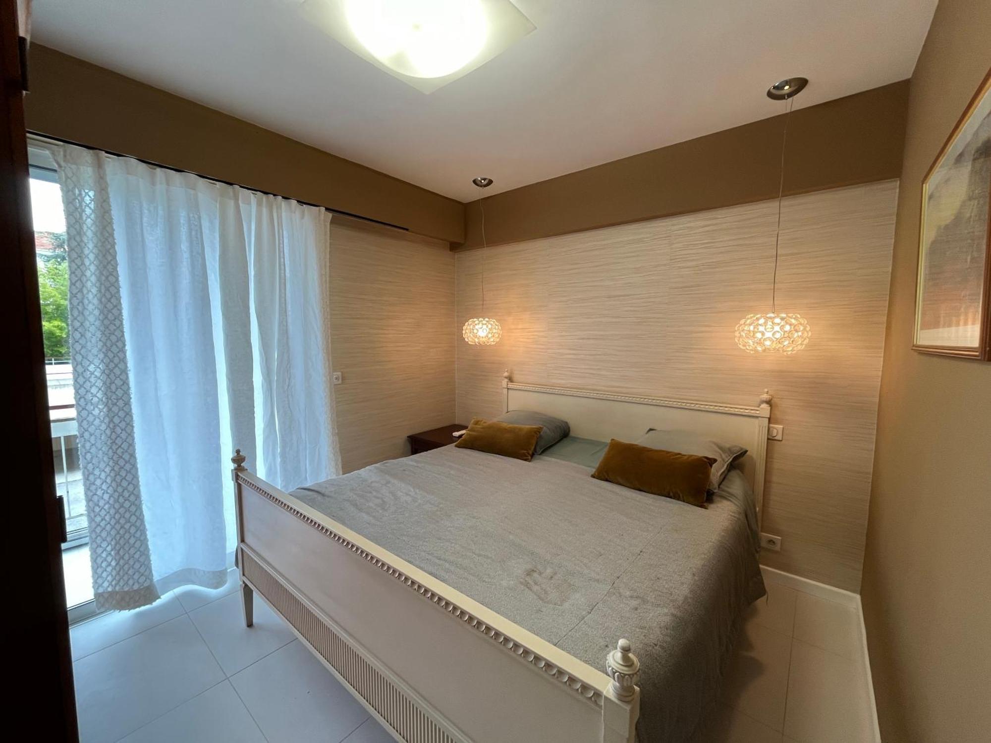 Appartement Calme Familial 3 Ch Avec Terrasses ฌวง-เลส์-แป็งส์ ภายนอก รูปภาพ